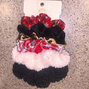 NEW Christmas scrunches